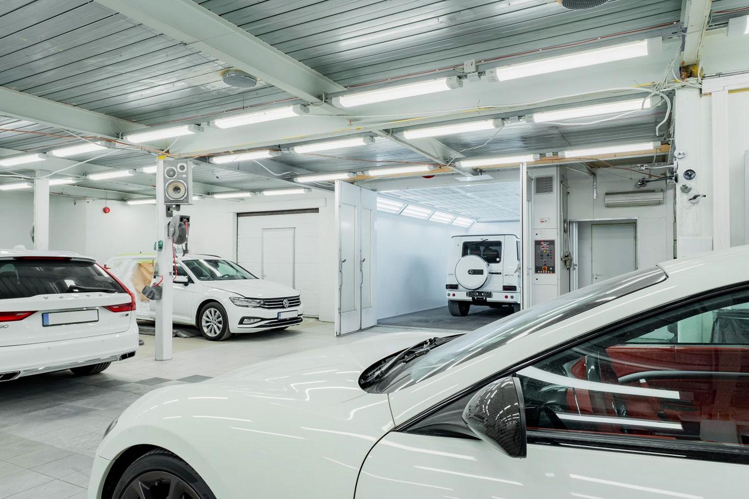Clean car workshop
